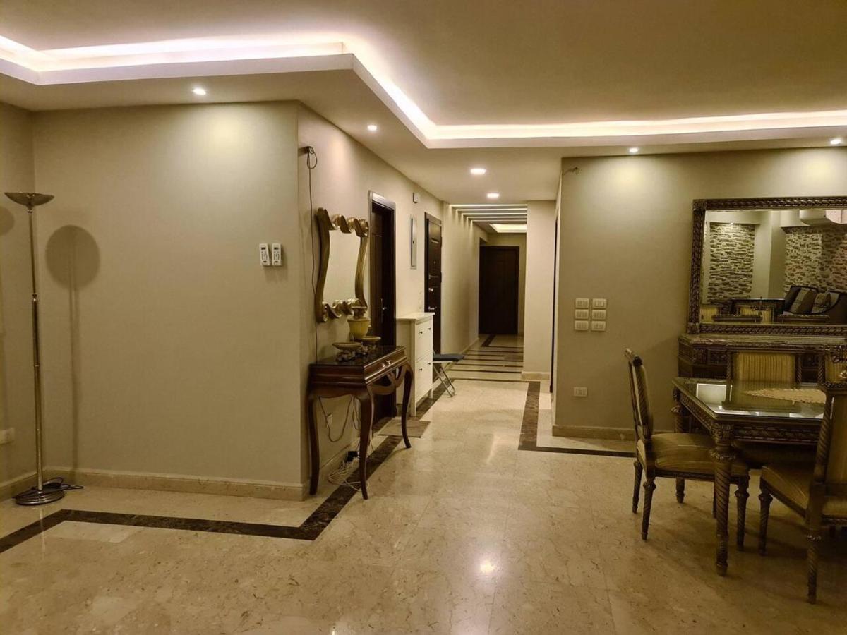 Spacious Executive Luxury Apartment With Balcony El El Cairo Exterior foto